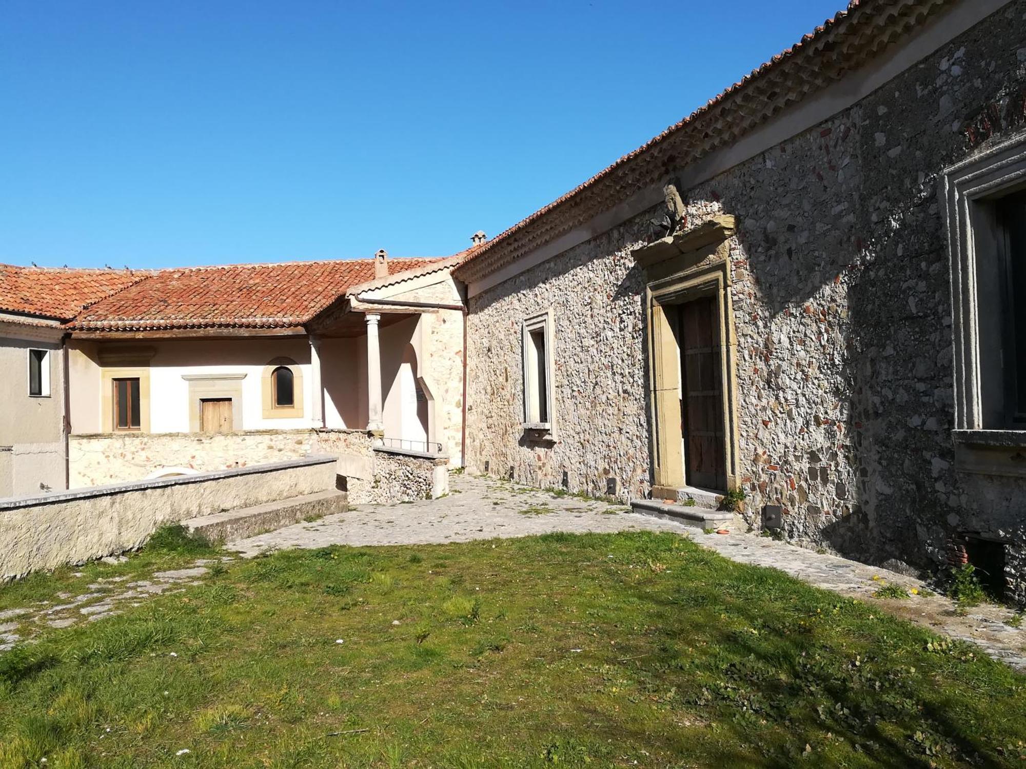 Bb Convento Sant Antonio Di Laurino Bed & Breakfast ภายนอก รูปภาพ